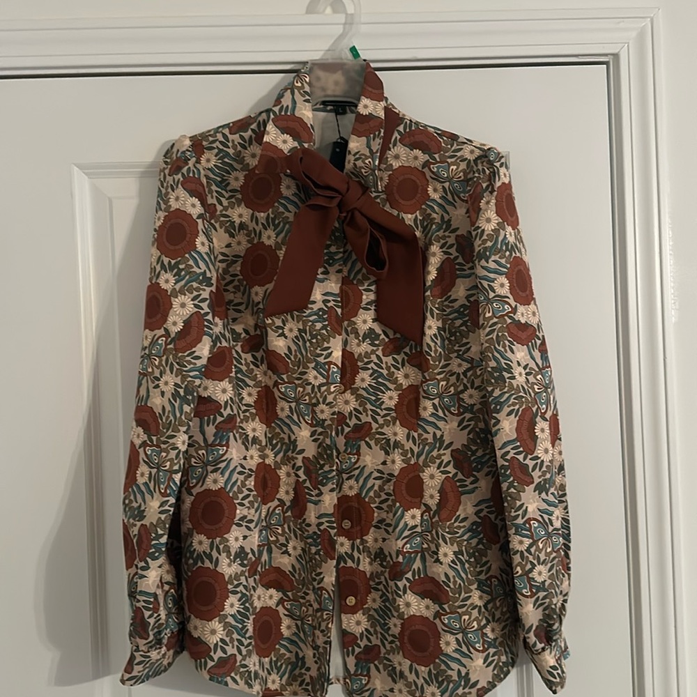 Katacomb blouse. Size large new with tags